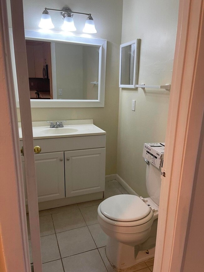 Building Photo - 9060 NW 45th Ct