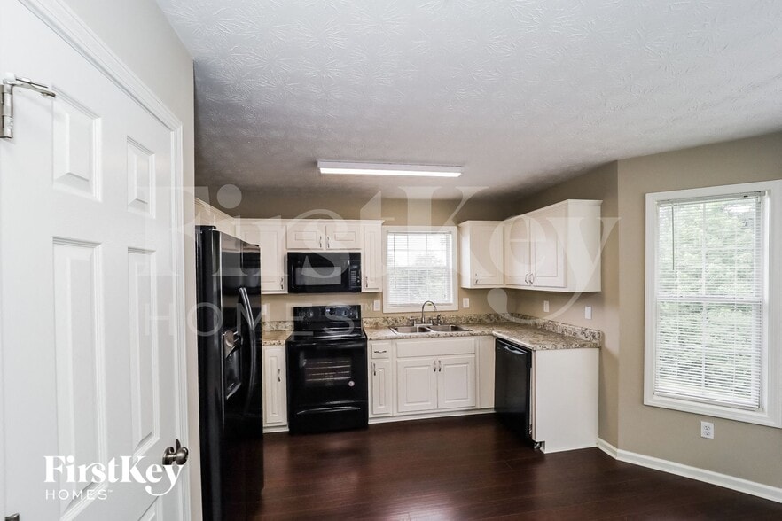 Building Photo - 126 Calico Loop