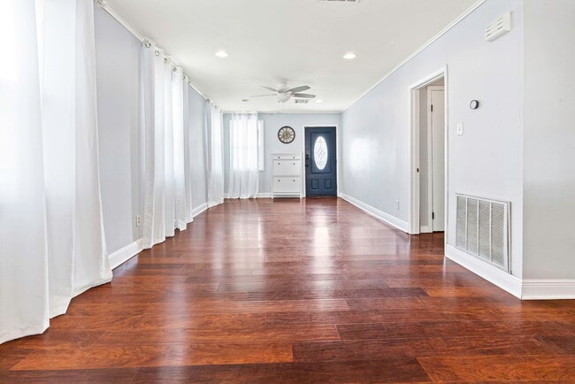 Building Photo - 3827 William Pl