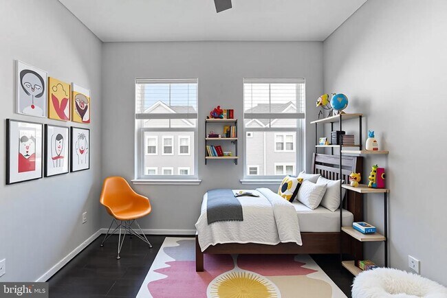 Building Photo - 14302 Potomac Heights Ln