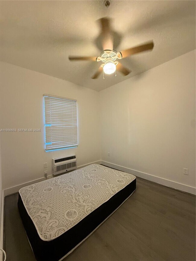 Building Photo - 1330 Pennsylvania Ave