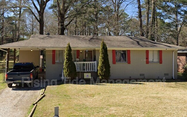 Primary Photo - 9812 Maple Ln