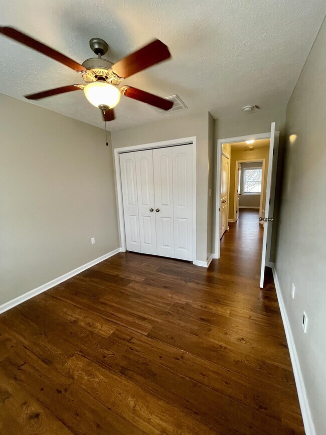 Building Photo - 211 Portico Street