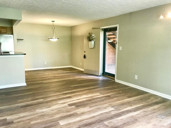 Building Photo - 7904 Grenoble Ln