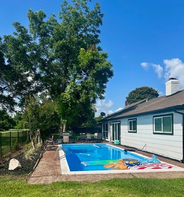 Building Photo - 3311 Oyster Cove Dr