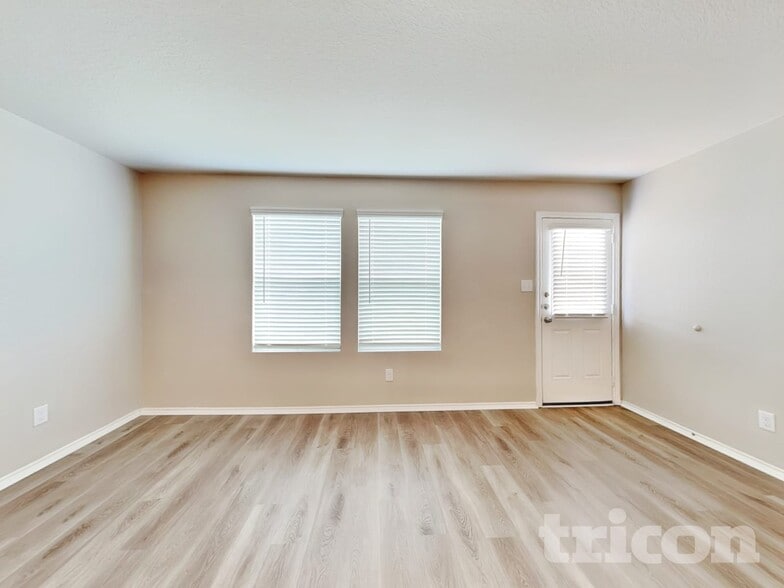 Building Photo - 9720 Marbach Brk