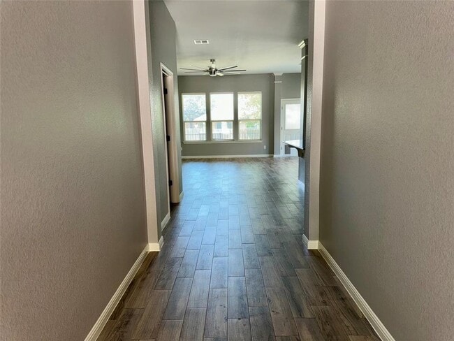 Building Photo - 2483 Santa Barbara Loop