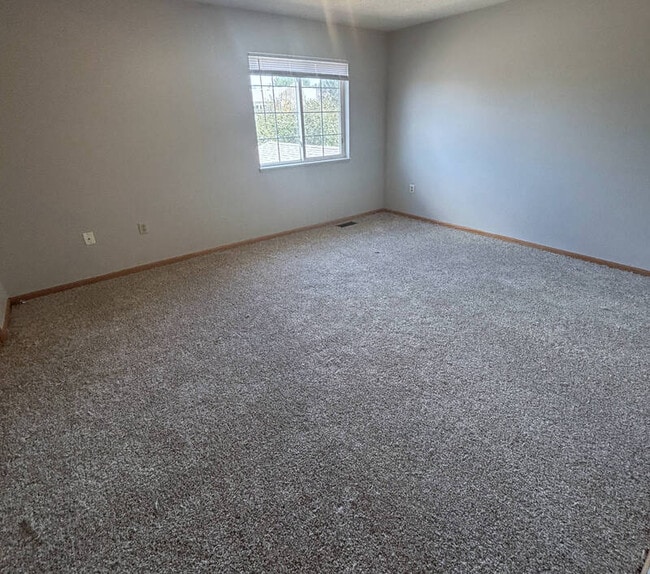 Building Photo - 329 NW 23rd St