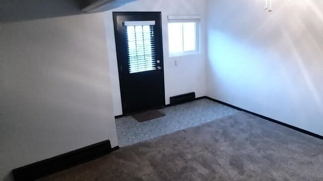 Building Photo - 83 Co Rd 308