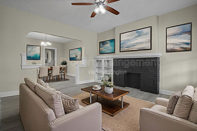 Building Photo - 1083 E 17th Ave