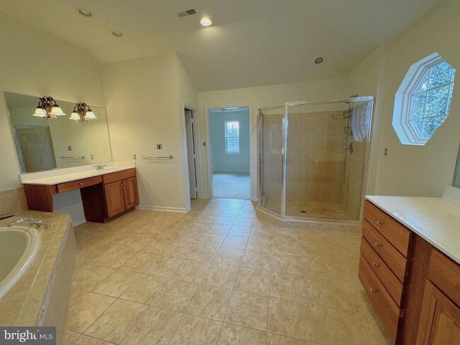 Building Photo - 8209 Copperleaf Ct