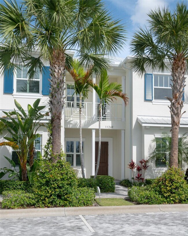 Building Photo - 11269 SE Blair Ln