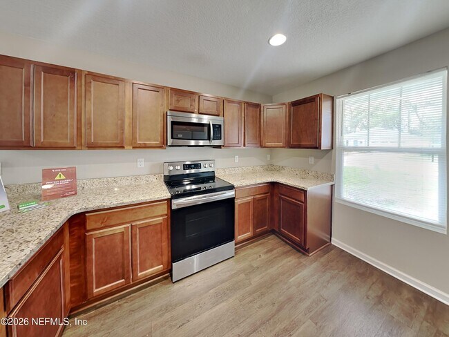 Building Photo - 7057 Camfield Landing Dr