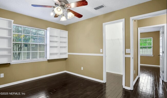 Building Photo - 3691 Cameron Crossing Dr