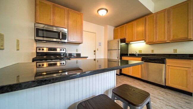 Building Photo - 237 W Lakelawn Pl