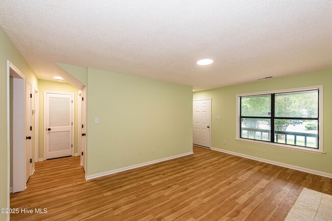 Building Photo - 1100 Audrey Ct