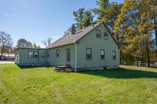 Building Photo - 12 Pound Rd