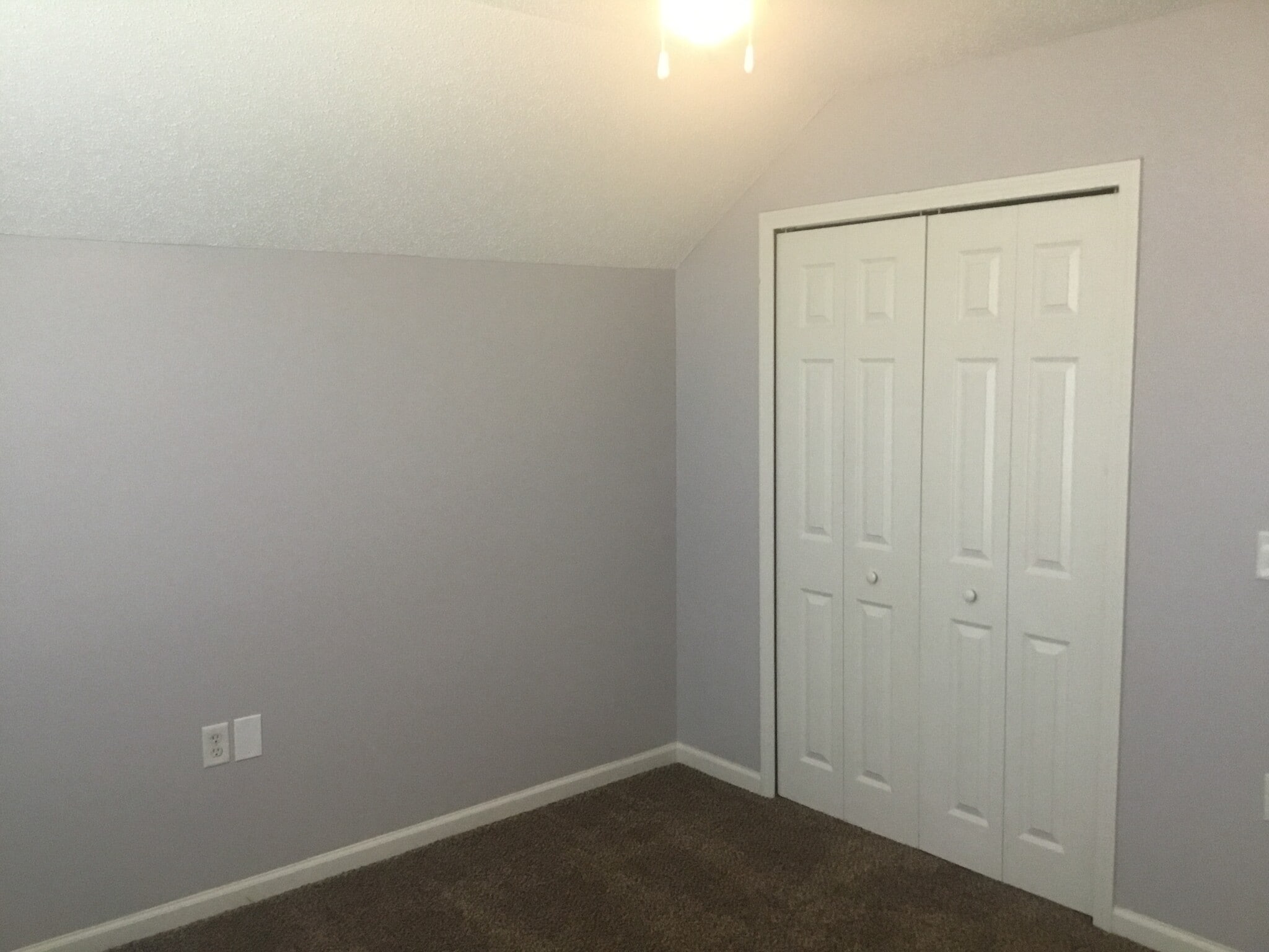 Building Photo - 805 Laurel Hill Cir