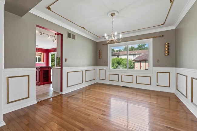 Building Photo - 2158 Countryside Cir