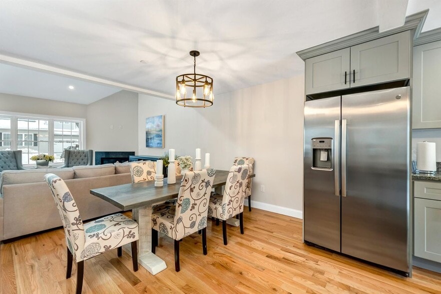 Building Photo - 98 Brook