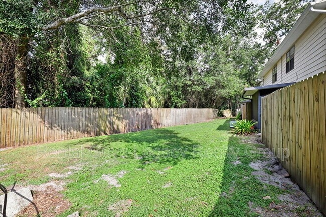 Building Photo - 803 Kettering Way