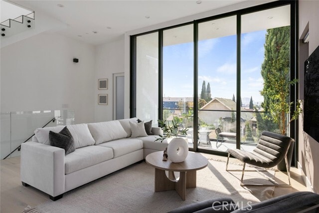 Building Photo - 3620 Ellsworth St