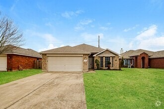 Building Photo - 15114 Diamond Way