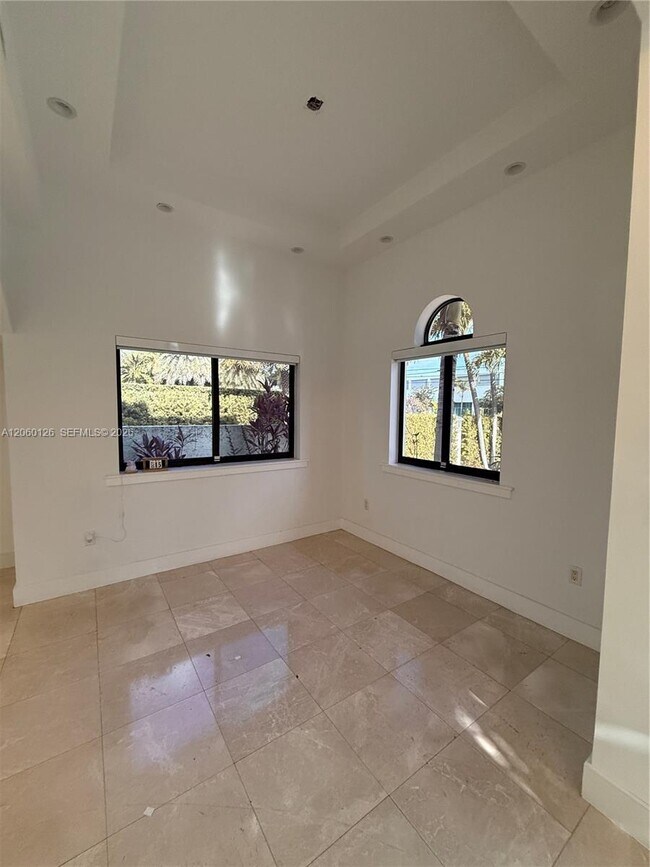 Building Photo - 8881 SW 28th St
