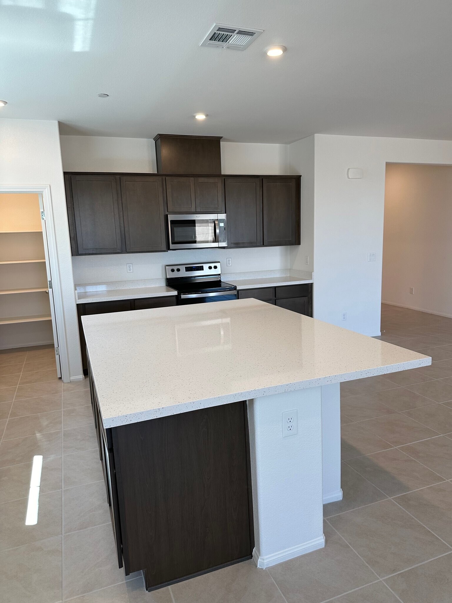 Building Photo - 1014 Warsaw Ave