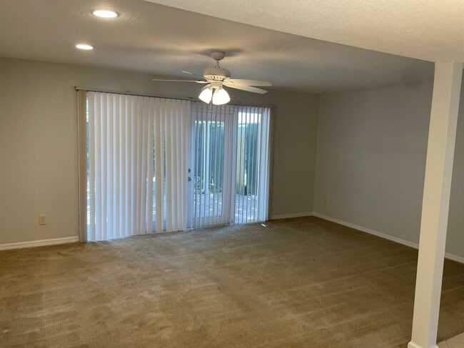 Building Photo - AVAILALBE OCTOBER! Two story Townhouse loc...