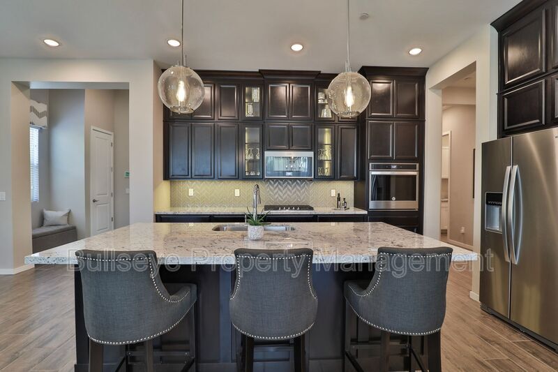 Building Photo - 2152 N 141st Ave