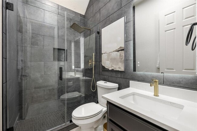 Building Photo - 409 Ridgetop Bend
