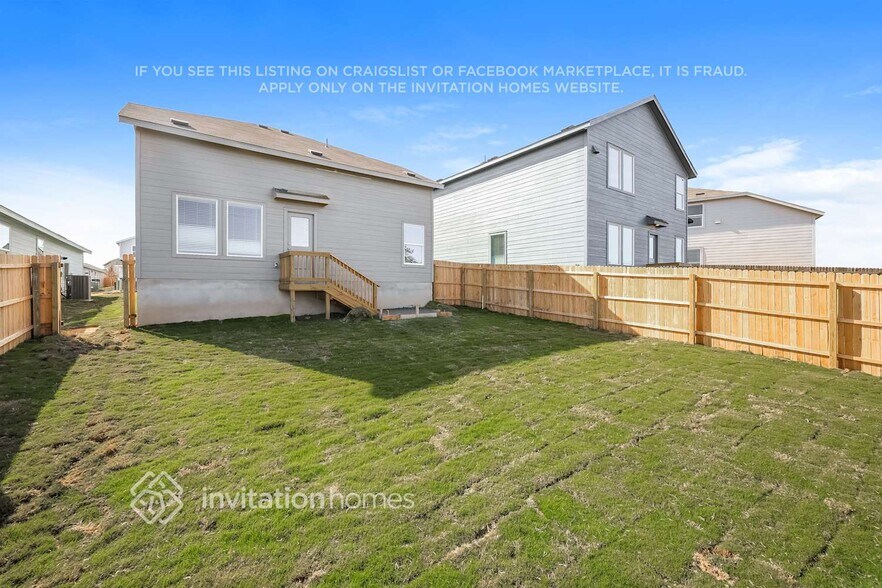 Building Photo - 3310 Rock Ml Dm