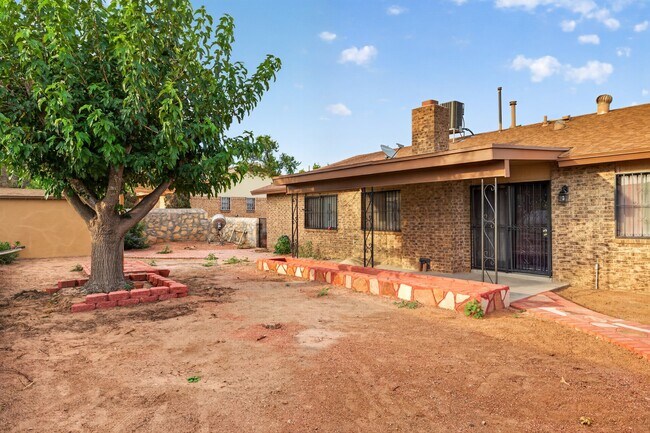 Building Photo - 11301 Gene Sarazen Dr