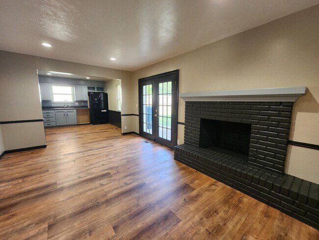 Building Photo - 2429 NW 110th St