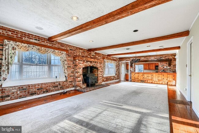 Building Photo - 4312 Silver Spring Rd