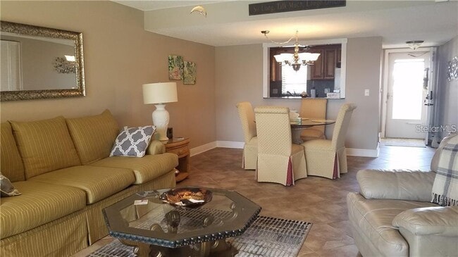 Building Photo - 7420 Bay Island Dr S