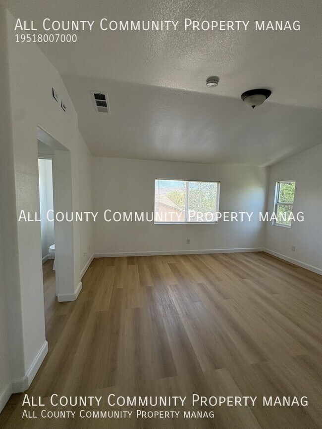 Building Photo - 3931 Palmetto Haven Ct