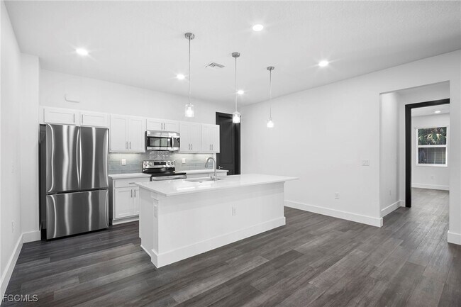 Building Photo - 4469 Enid Ln