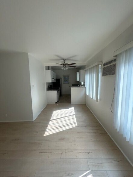 Building Photo - 1920 Manning Ave