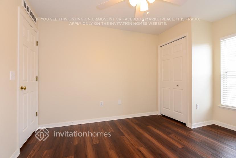 Building Photo - 3309 97th Ln E