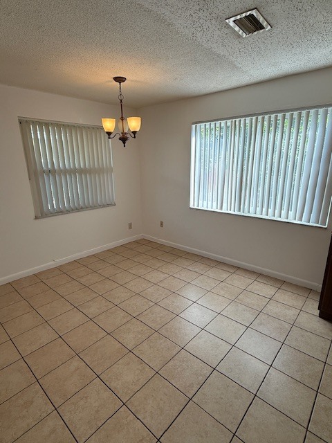 Building Photo - 5972