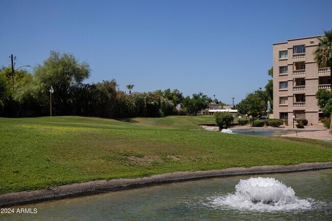 Building Photo - 7830 E Camelback Rd