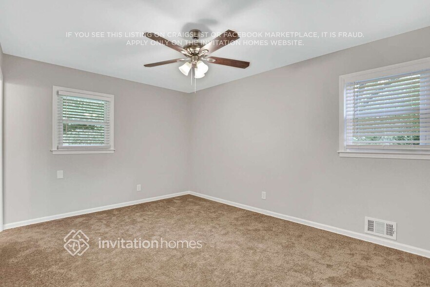 Building Photo - 3126 Holbrook Dr SW