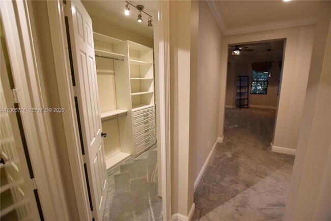 Building Photo - 10086 Noceto Way
