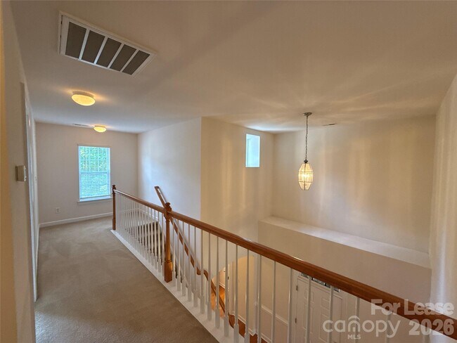 Building Photo - 11907 Red Rust Ln
