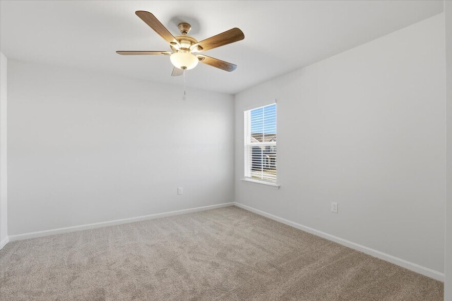 Building Photo - 513 Prestonfield Wy