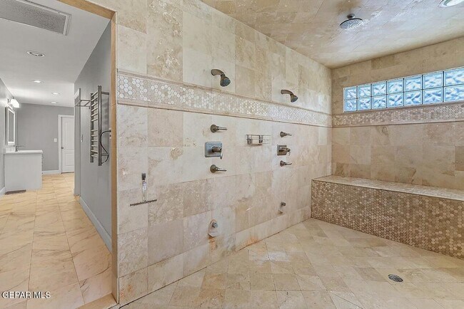 Building Photo - 6528 Calle Placido Dr