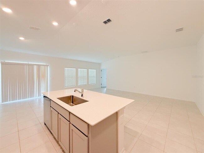 Building Photo - 1487 Brentwood Dr