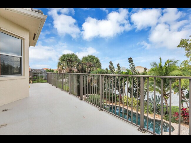 Building Photo - 3043 Hartridge Terrace